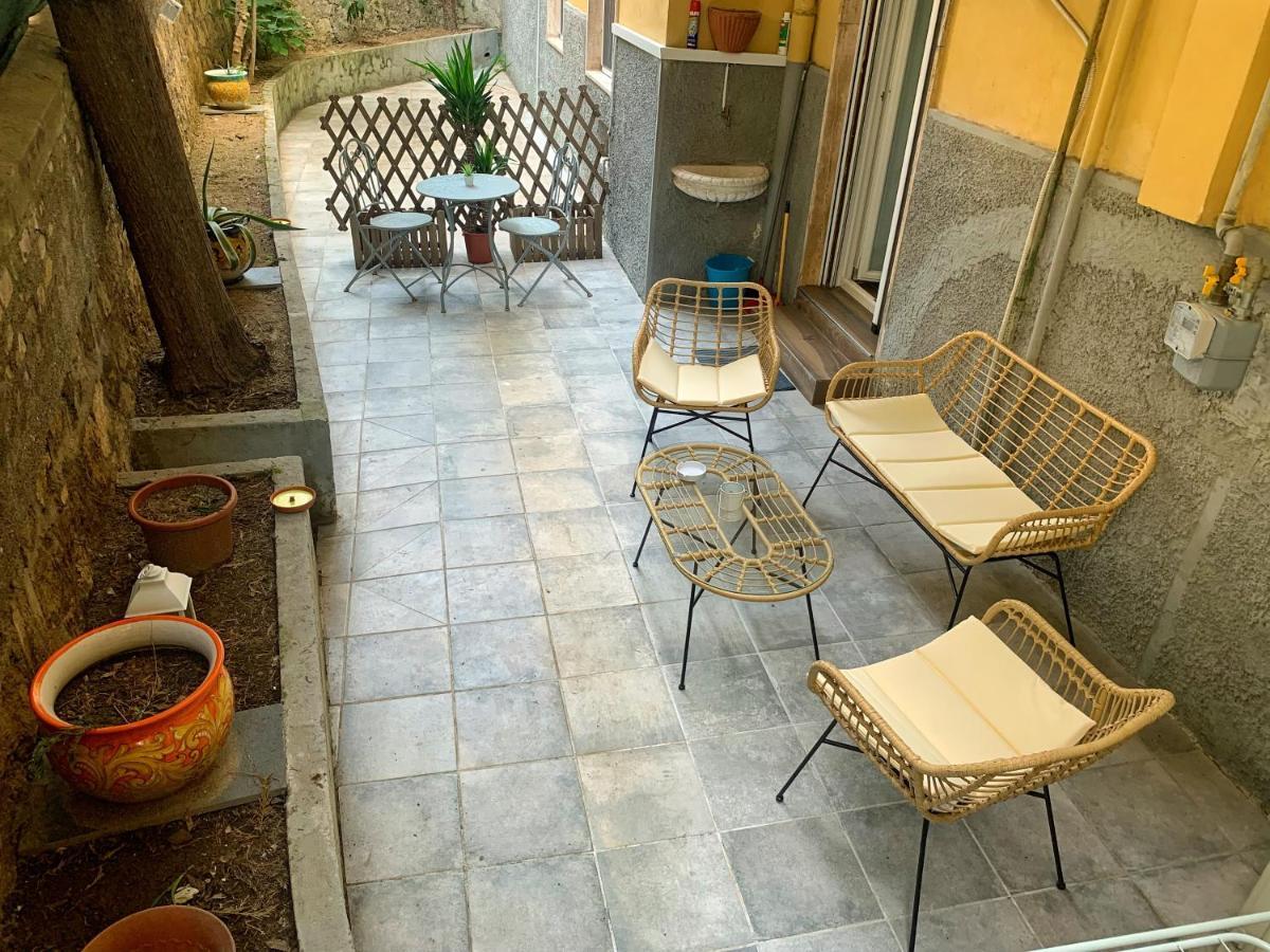 Bed and Breakfast La casa di Alice Salerno Esterno foto